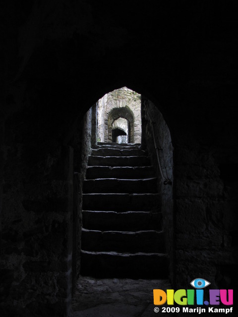 SX03210 Stone staircase with view to more archways